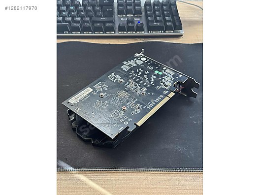 Used & Brand New Items / Computers / Desktops / Desktop Components / Graphics Cards