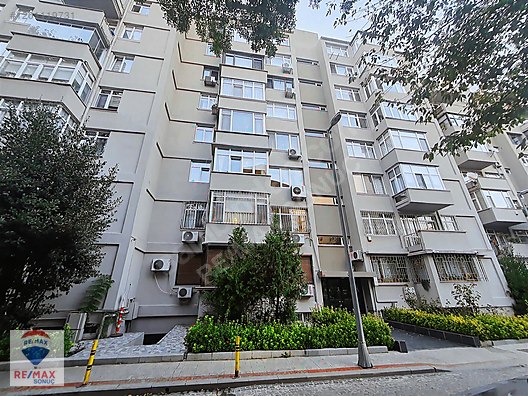 Gayrettepe & Emekli Subay Evleri, Bakımlı 2+1 Daire %