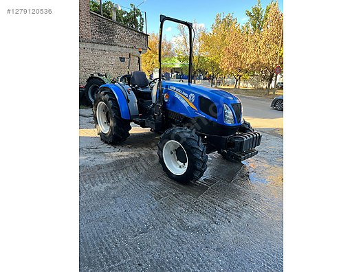 Machinery / Agricultural Machines / Tractors / New Holland / TD4.78B