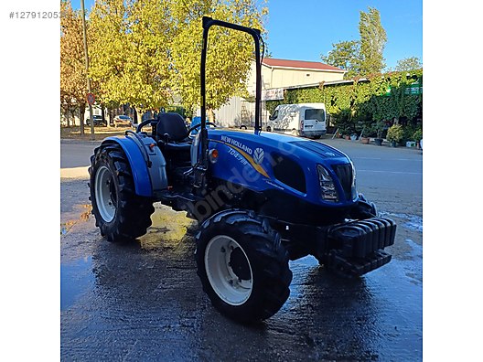 Machinery / Agricultural Machines / Tractors / New Holland / TD4.78B