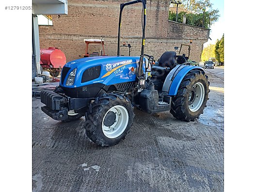 Machinery / Agricultural Machines / Tractors / New Holland / TD4.78B