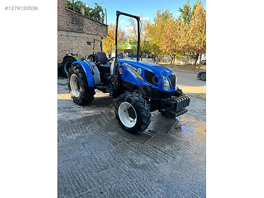Machinery / Agricultural Machines / Tractors / New Holland / TD4.78B