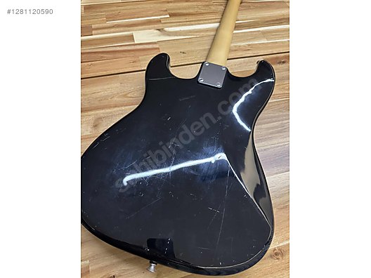 Squier Elektro Gitar