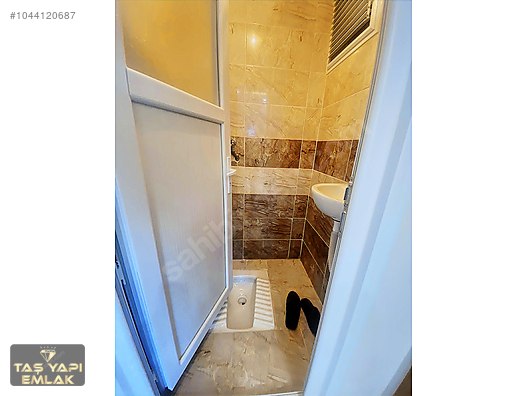 Acil kiralık yabancıya uygundur açıklama oku Kiralık Daire İlanları