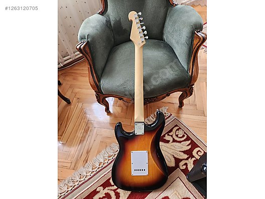 İkinci El ve Sıfır Alışveriş / Müzik / Müzik Aletleri / Telli Çalgılar / Gitar / Elektro