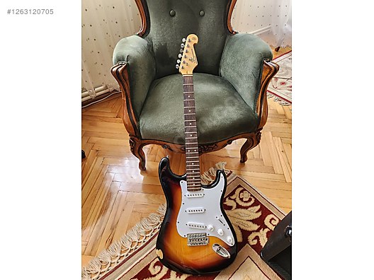 İkinci El ve Sıfır Alışveriş / Müzik / Müzik Aletleri / Telli Çalgılar / Gitar / Elektro