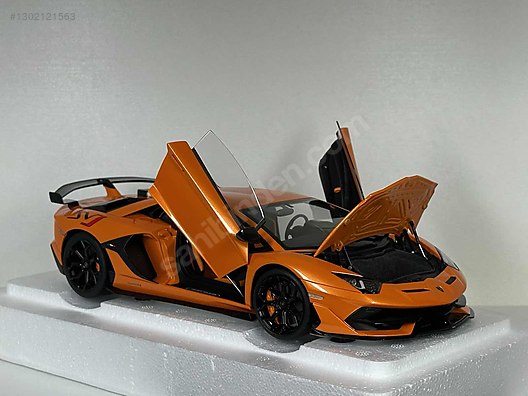 Autoart Diecast Model 1:18 Lamborghini Araba - 1302121563