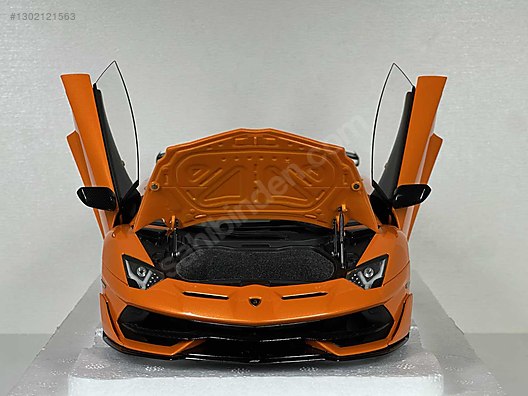 Autoart Diecast Model 1:18 Lamborghini Araba - 1302121563