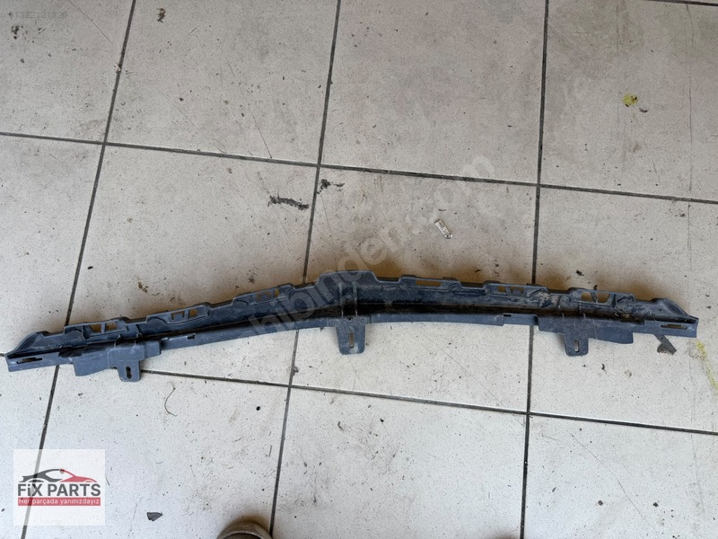 Mercedes C Tampon Tutacağı
