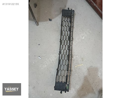 5JA 853 677 D Skoda Octavia ön tampon alt orta ızgara - İlan ve