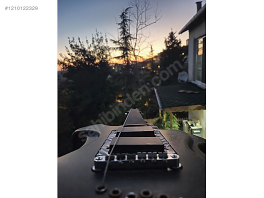 İkinci El ve Sıfır Alışveriş / Müzik / Müzik Aletleri / Telli Çalgılar / Gitar / Elektro