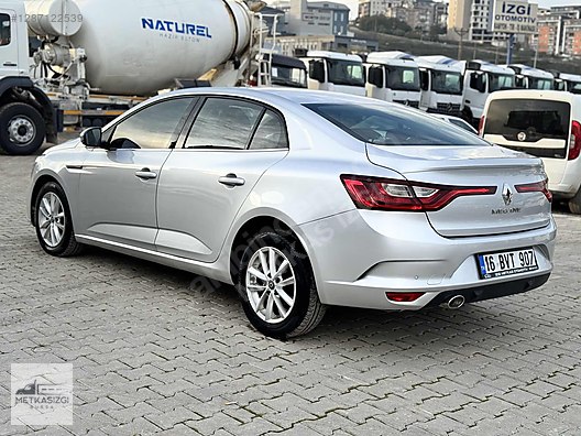Vasıta / Otomobil / Renault / Megane / 1.5 dCi / Touch Plus