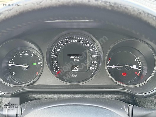 Vasıta / Otomobil / Renault / Megane / 1.5 dCi / Touch Plus