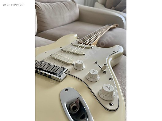 İkinci El ve Sıfır Alışveriş / Müzik / Müzik Aletleri / Telli Çalgılar / Gitar / Elektro