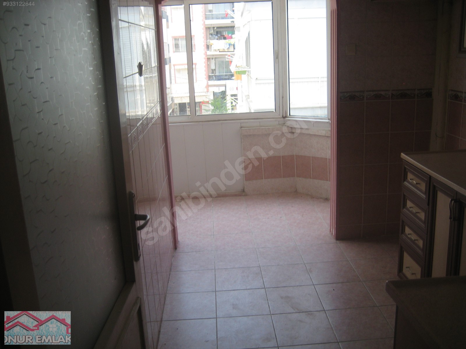 MENEMEN İNÖNÜ MAH METRO YAKININDA 3+1 ARA KAT KİRALIK DAİRE.. Kiralık