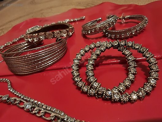 İkinci El ve Sıfır Alışveriş / Takı & Mücevher / Kolye / Bijuteri