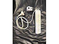 Amerikan tipi 6'lı prizi ve Seyahat tipi priz adaptörü #1257123257