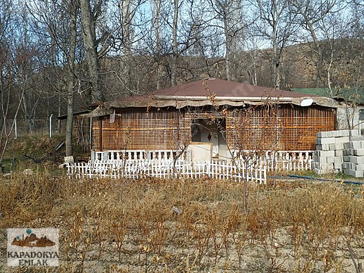 Nar Kasabasında Hazır Bağ evi Satılık Arsa İlanları