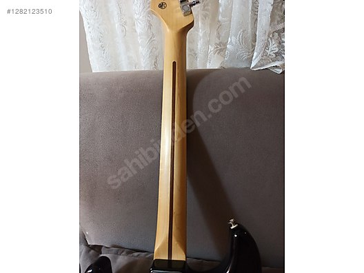 İkinci El ve Sıfır Alışveriş / Müzik / Müzik Aletleri / Telli Çalgılar / Gitar / Elektro