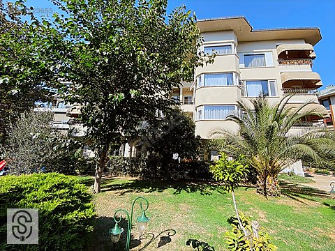 CADDEBOSTAN SAHİLE YÜRÜME MESAFESİNDE PRESTİJLİ...
