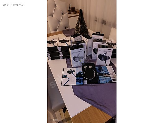 Used & Brand New Items / Cell Phones & Accessories / Accessories / Bluetooth Headphones