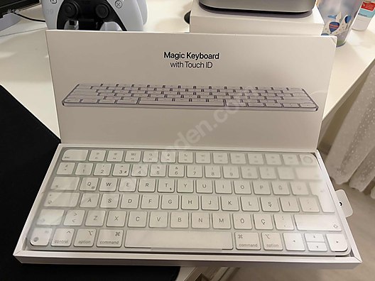 Apple / Apple Mac Mini M4 16GB 256 GB SSD + Magic Keyboard Touch