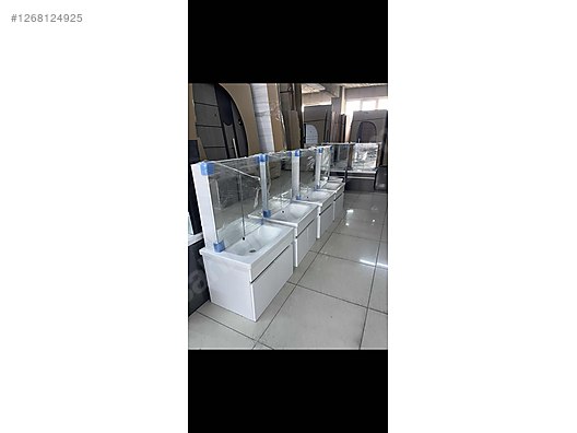 Used & Brand New Items / Garden & Home Improvement / Home Improvement / Bathroom & Kitchen / Bathroom Cabinets