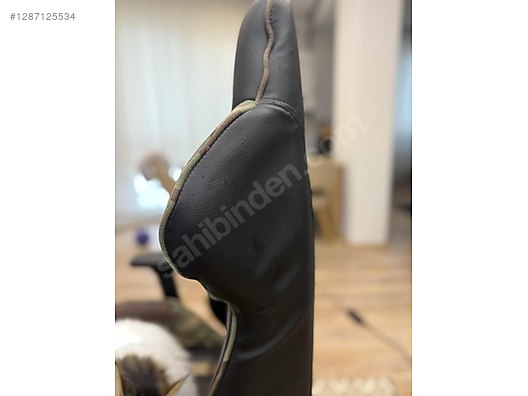 Used & Brand New Items / Gaming & Gamers Exclusive / Gaming Equipment / Gaming Chair