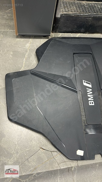 BMW X1 Motor Kapağı