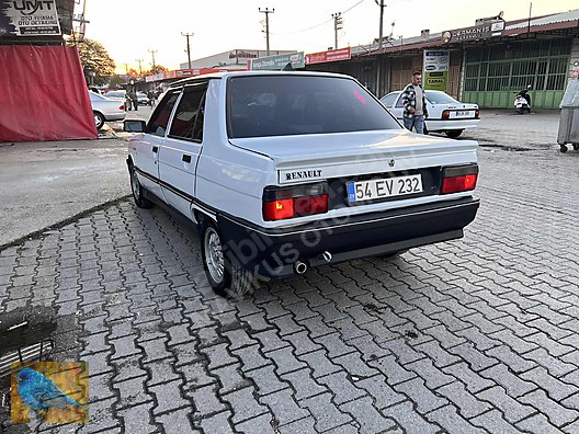 Vasıta / Otomobil / Renault / R 9 / 1.4 Broadway / 1.4 Broadway