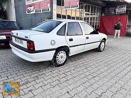 Vasıta / Otomobil / Opel / Vectra / 1.8 / GL