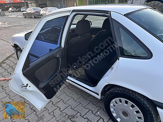 Vasıta / Otomobil / Opel / Vectra / 1.8 / GL