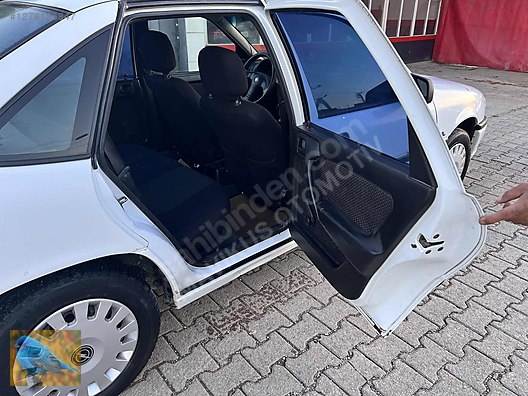 Vasıta / Otomobil / Opel / Vectra / 1.8 / GL