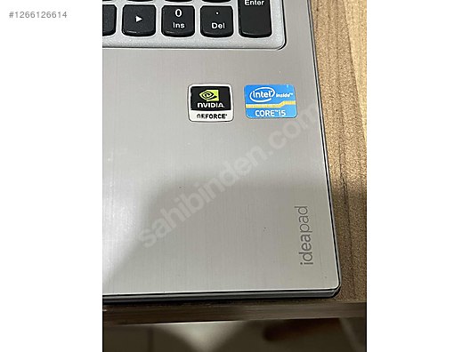 Lenovo / Lenovo IdeaPad Intel Core i5 8 GB RAM 256 GB SSD