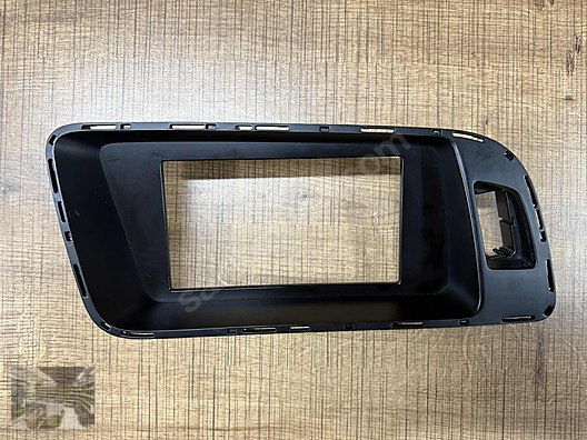 AUDİ Q5 ORTA KONSOL EKRAN ÇERÇEVESİ ORJİNAL 8R1857186N - İlan ve