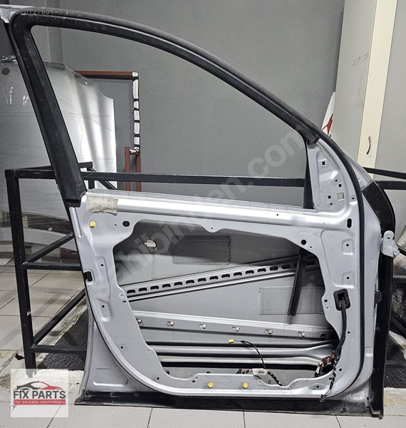 Mercedes ML Kapı