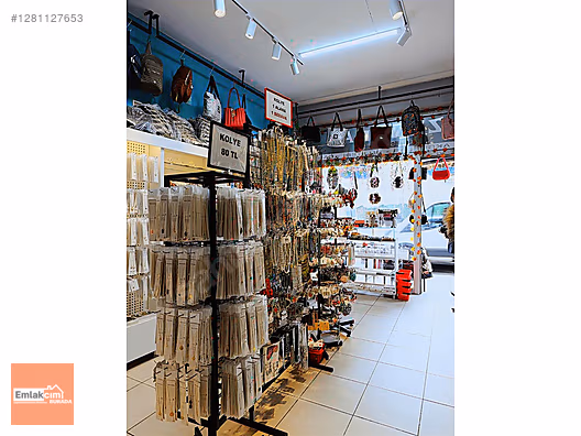 Kumyolda . Okul Karşısı Muhteşem Konumda. İçi Dolu Bijuteri #1281127653