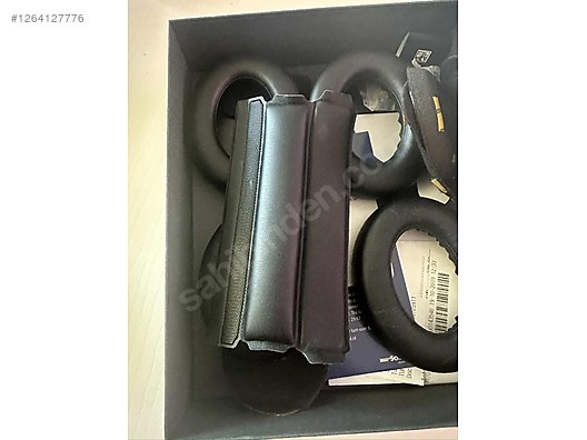 Used & Brand New Items / Cell Phones & Accessories / Accessories / Bluetooth Headphones