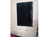 kırık Macbook pro 2019 16 inç ekran