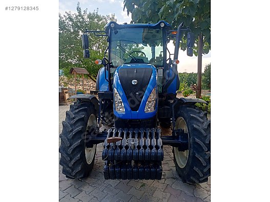 Machinery / Agricultural Machines / Tractors / New Holland / TR5.100