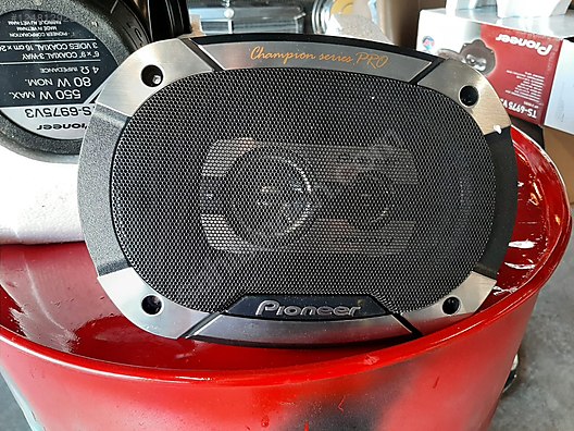 PIONEER TS-6975 V3 550 WATT ŞAMPİYON SERİSİ OVAL HOPERLOR - Sıfır