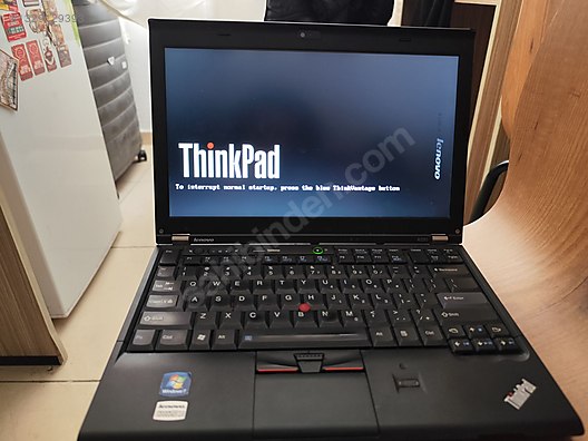Lenovo / Lenovo Thinkpad X220 i5-2520M 2.Nesil 8GB RAM 320GB HDD