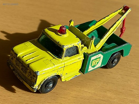 matchbox 13 dodge wreck truck