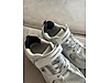 Used & Brand New Items / Clothing & Accessories / Women / Shoes / Sneakers