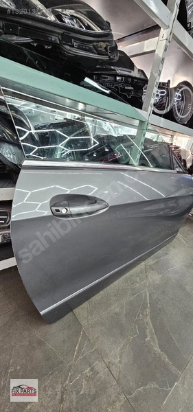 Mercedes E Kapı
