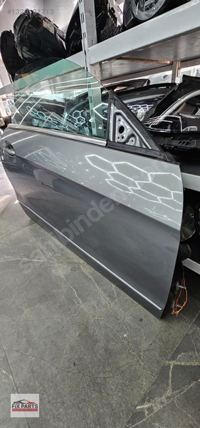 Mercedes E Kapı