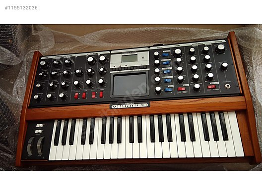 Moog shop voyager blue