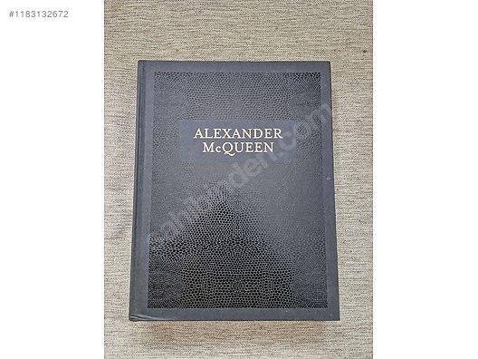 Claire wilcox alexander mcqueen best sale