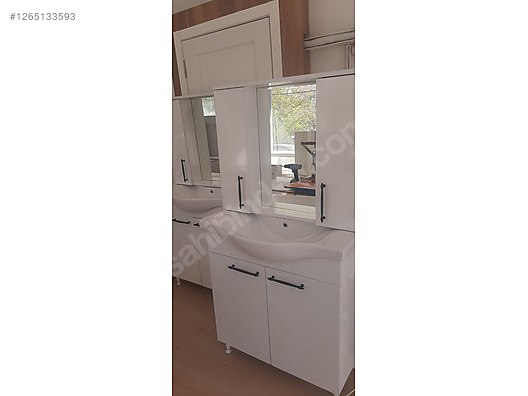 Used & Brand New Items / Garden & Home Improvement / Home Improvement / Bathroom & Kitchen / Bathroom Cabinets