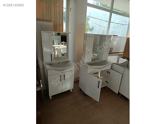 Used & Brand New Items / Garden & Home Improvement / Home Improvement / Bathroom & Kitchen / Bathroom Cabinets